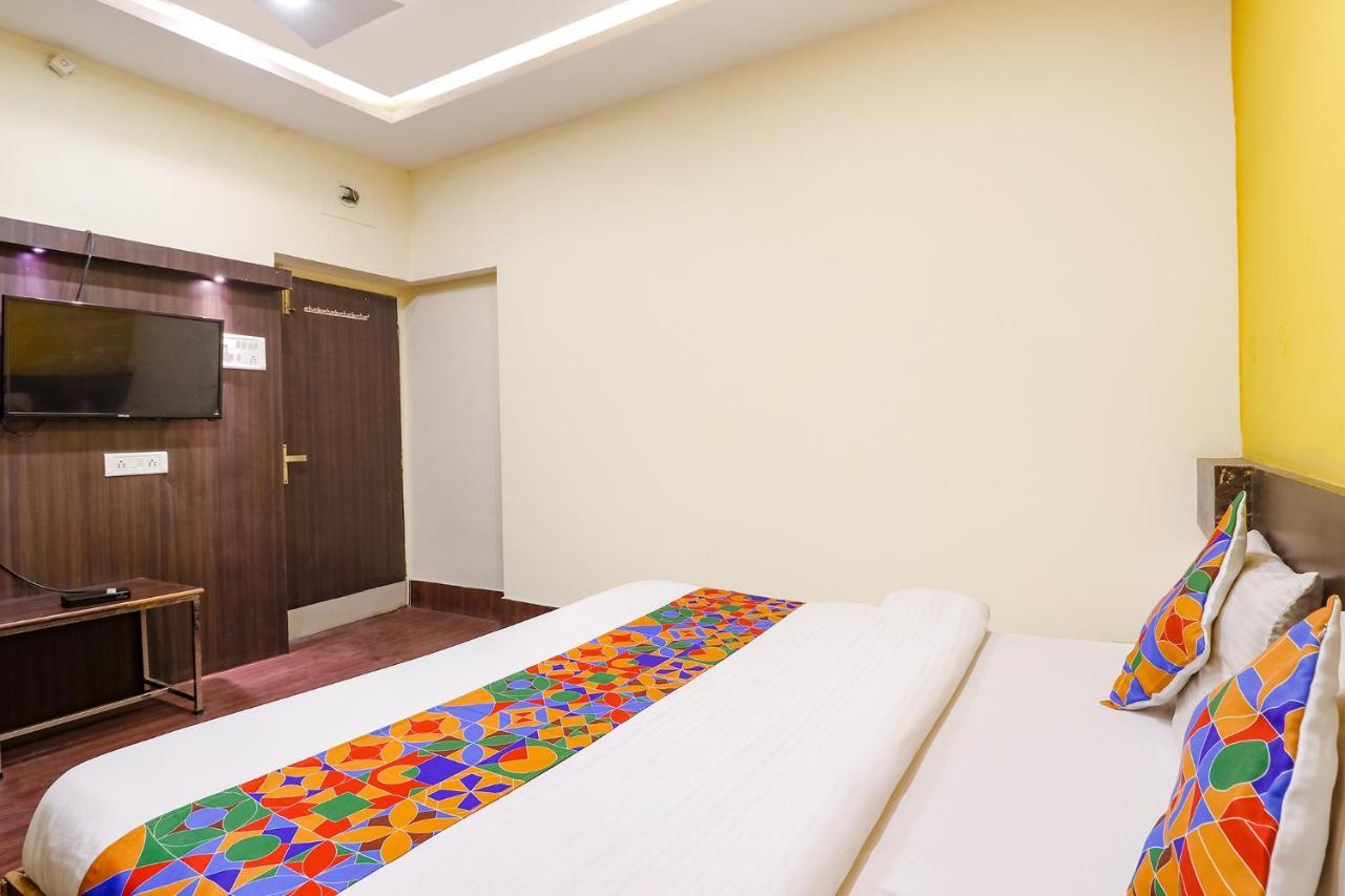 Hotel Ambika Dx Gwalior Exterior foto
